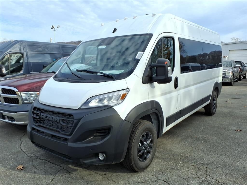 New 2026 Ram ProMaster PROMASTER 2500 SLT+ WINDOW VAN HIGH ROOF 159' WB Cargo Van