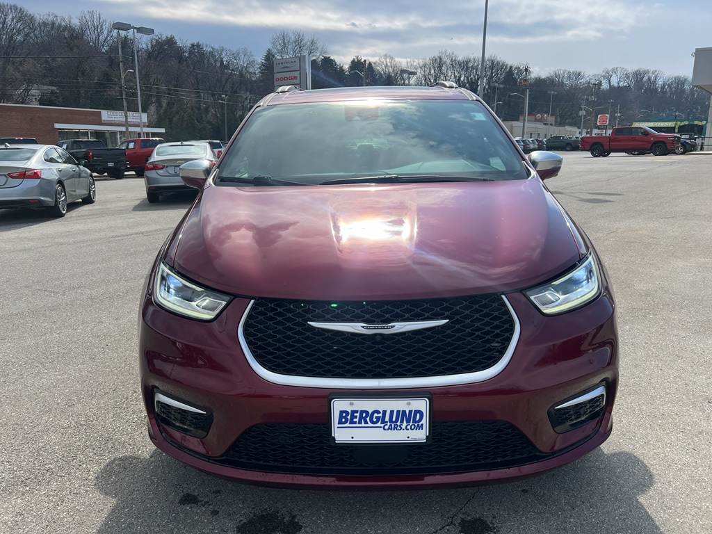 Used 2021 Chrysler Pacifica Pinnacle Passenger Van