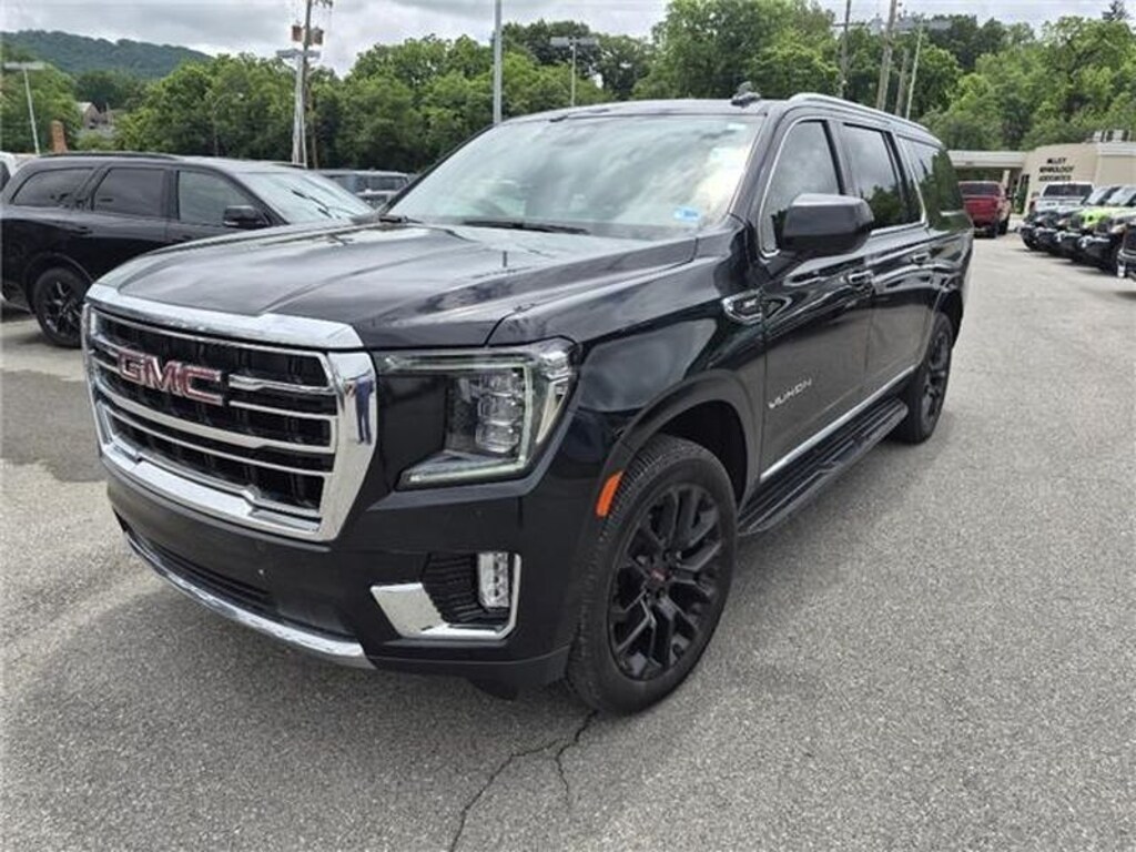 Used 2023 GMC Yukon XL SLT Sport Utility
