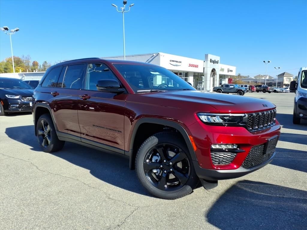 New 2025 Jeep Grand Cherokee LIMITED 4X4 Sport Utility