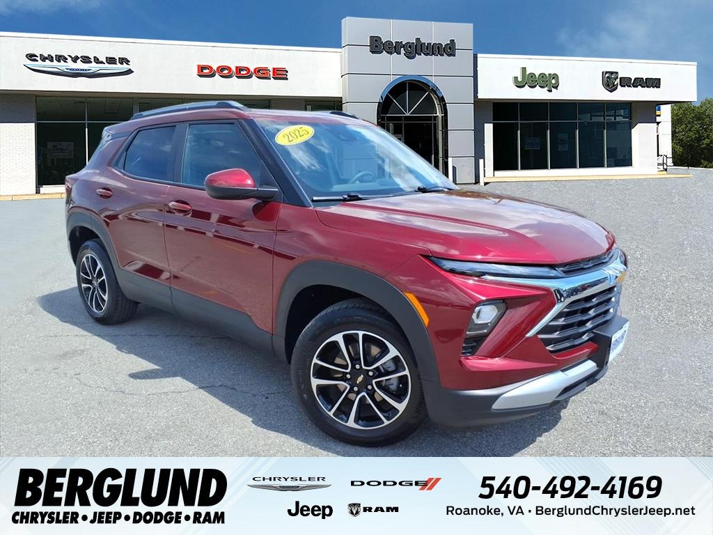 Used 2025 Chevrolet Trailblazer LT Sport Utility