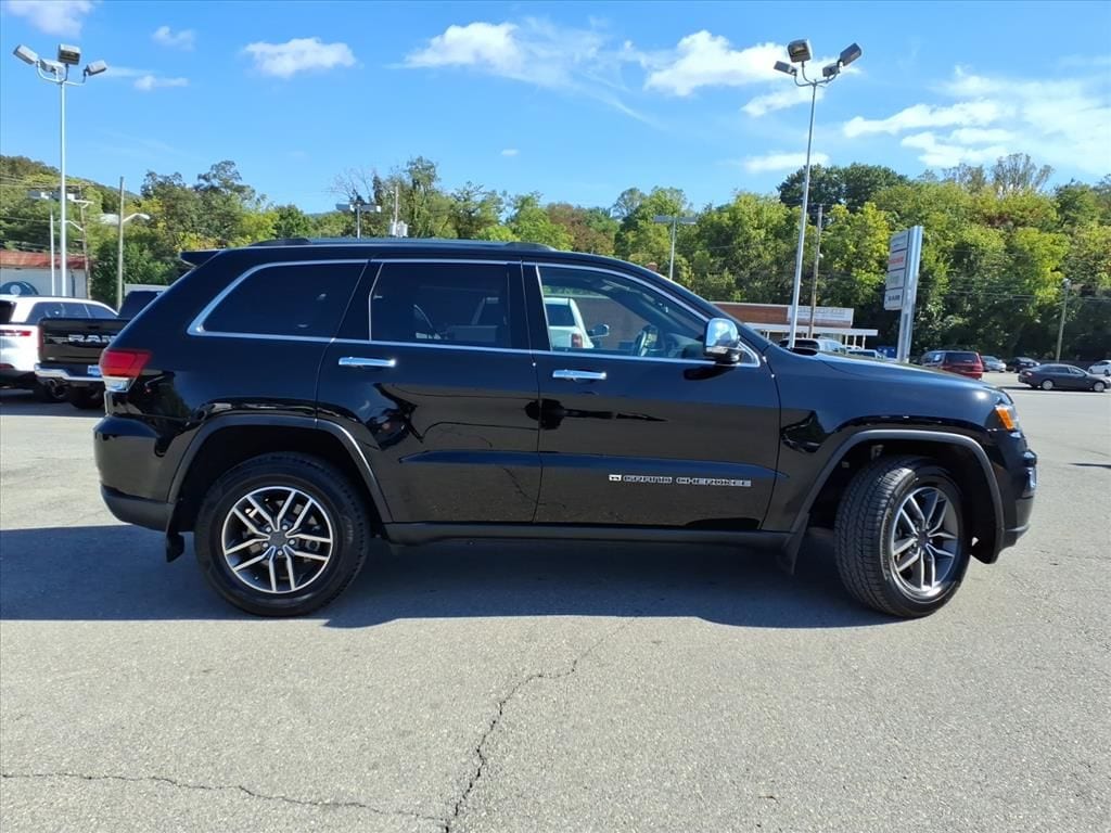 2022 Jeep Cherokee Limited photo 2
