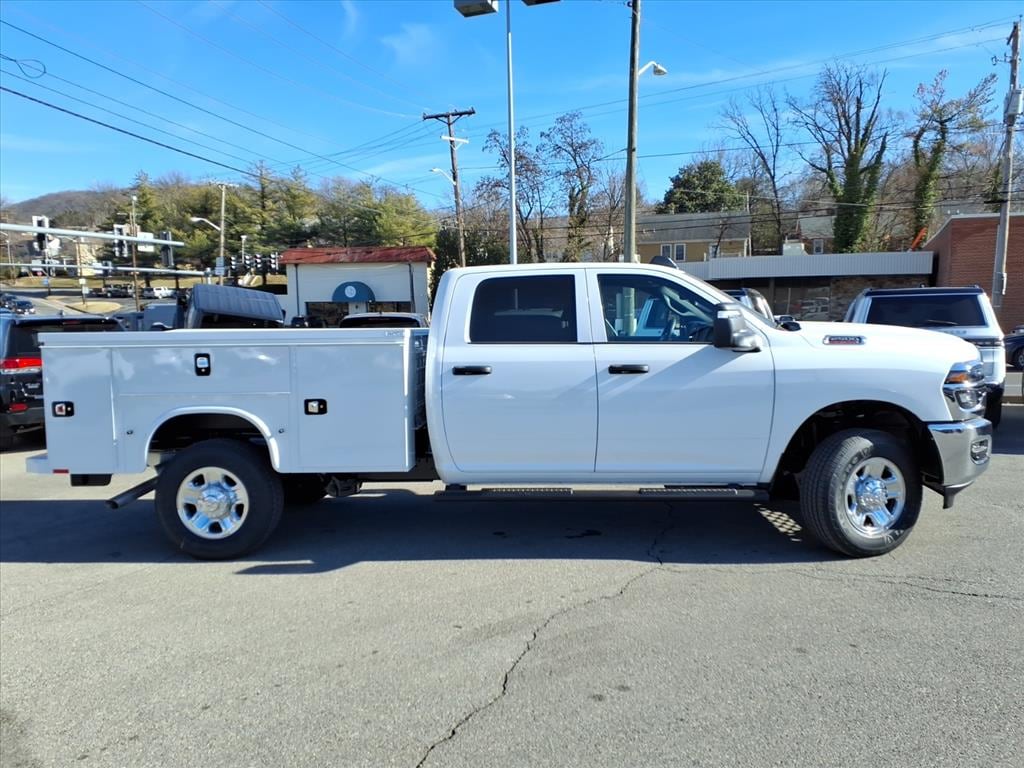 New 2026 Ram 2500 TRADESMAN CREW CAB 4X4 8' BOX Pickup