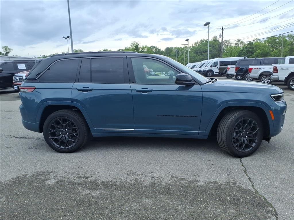 New 2026 Jeep Grand Cherokee SUMMIT 4X4 Sport Utility