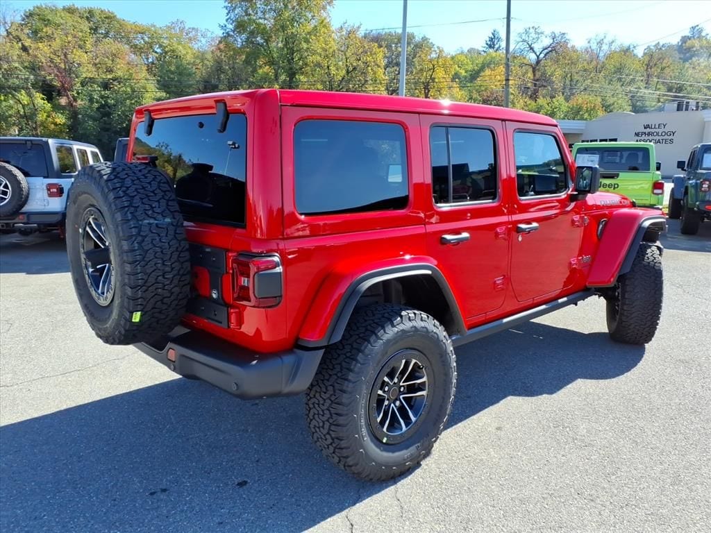 New 2026 Jeep Wrangler 4-DOOR RUBICON X Sport Utility