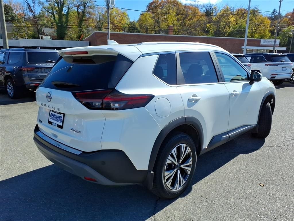 Used 2023 Nissan Rogue SV Sport Utility