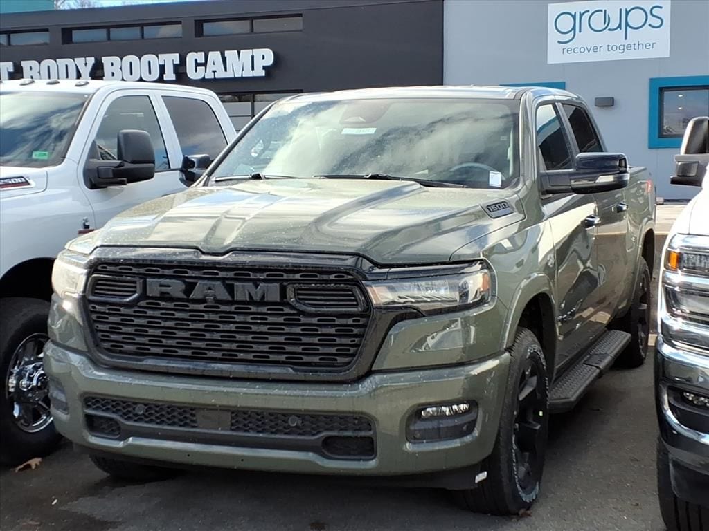 New 2026 Ram 1500 BIG HORN CREW CAB 4X4 5'7 BOX Pickup