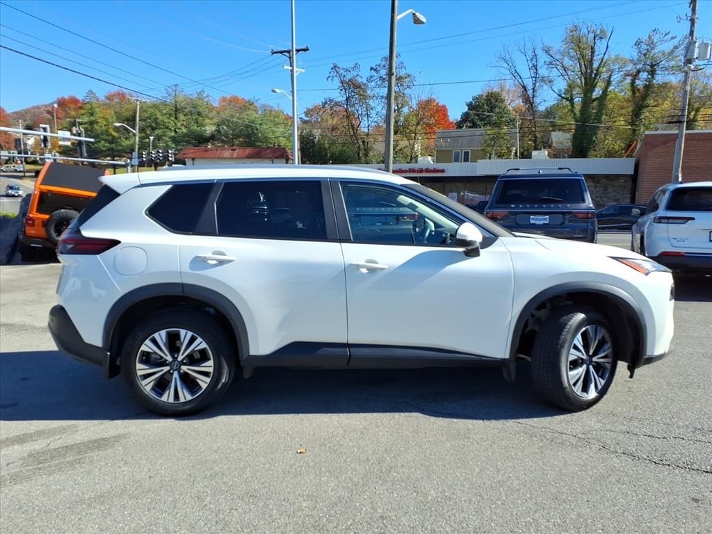 Used 2023 Nissan Rogue SV Sport Utility