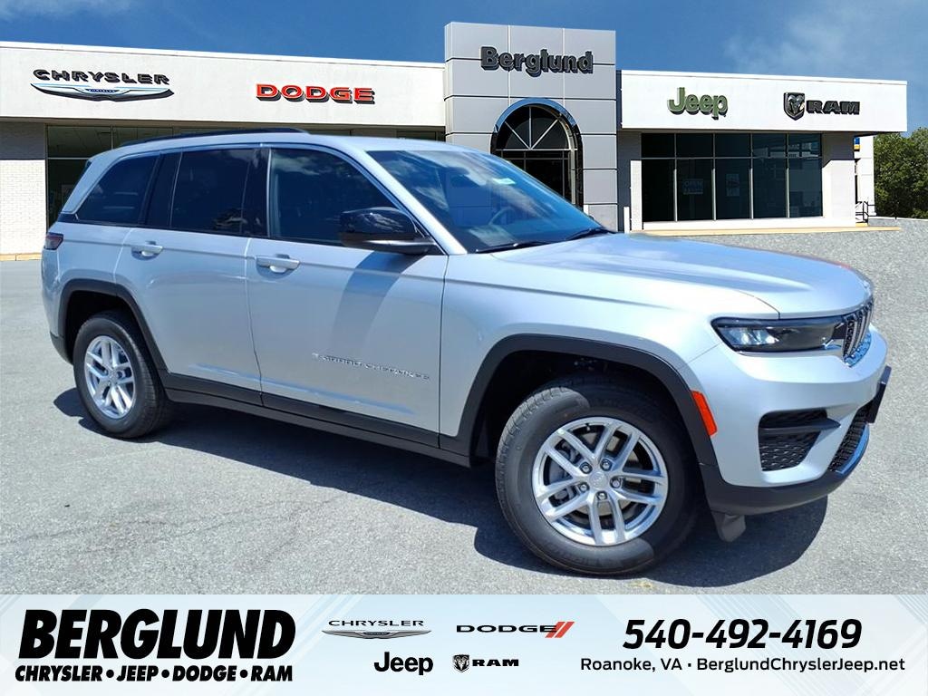 New 2026 Jeep Grand Cherokee LAREDO X 4X4 Sport Utility