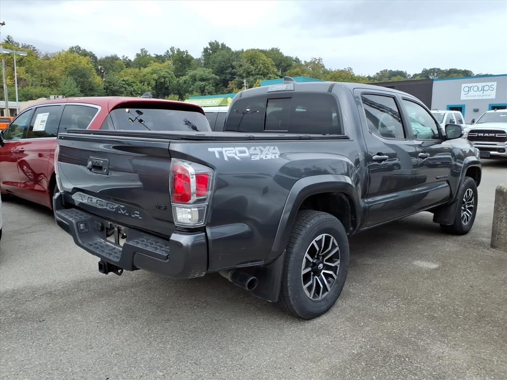 2022 Toyota Tacoma TRD Sport Double Cab photo 3