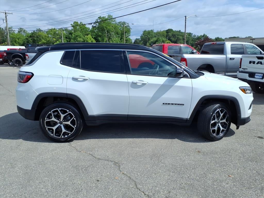 Used 2025 Jeep Compass Limited Sport Utility