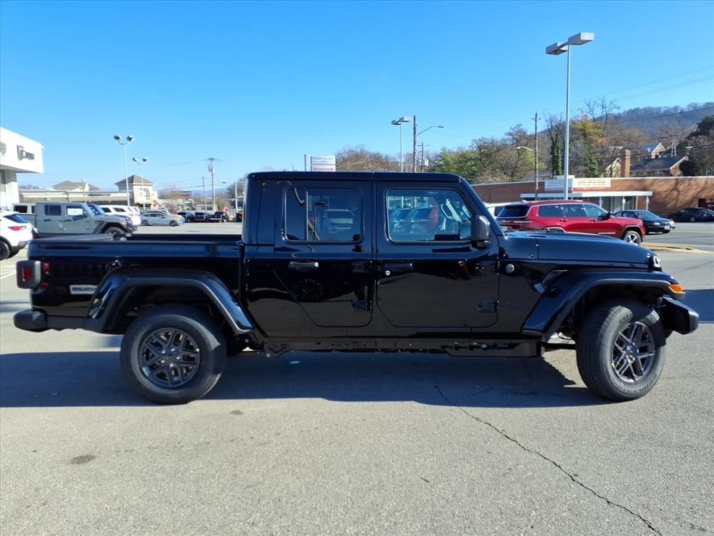 New 2026 Jeep Gladiator SPORT S 4X4 Pickup