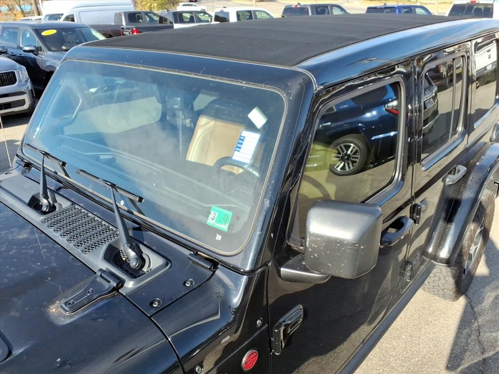 2022 Jeep Wrangler Unlimited Rubicon photo 2