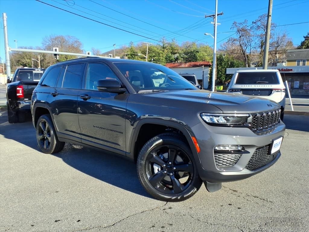 New 2025 Jeep Grand Cherokee LIMITED 4X4 Sport Utility