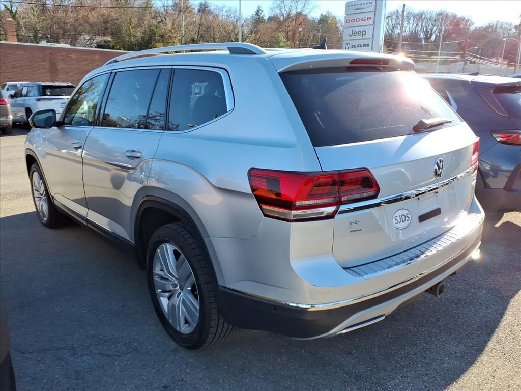 2019 Volkswagen Atlas V6 SEL Premium photo 3