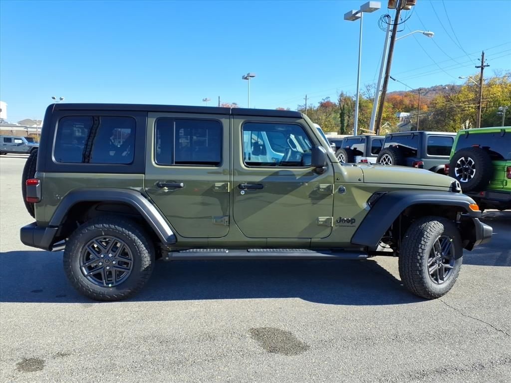 New 2026 Jeep Wrangler 4-DOOR SPORT S Sport Utility