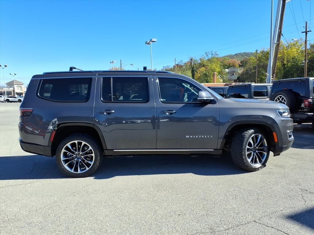 Used 2022 Jeep Wagoneer Series III Sport Utility