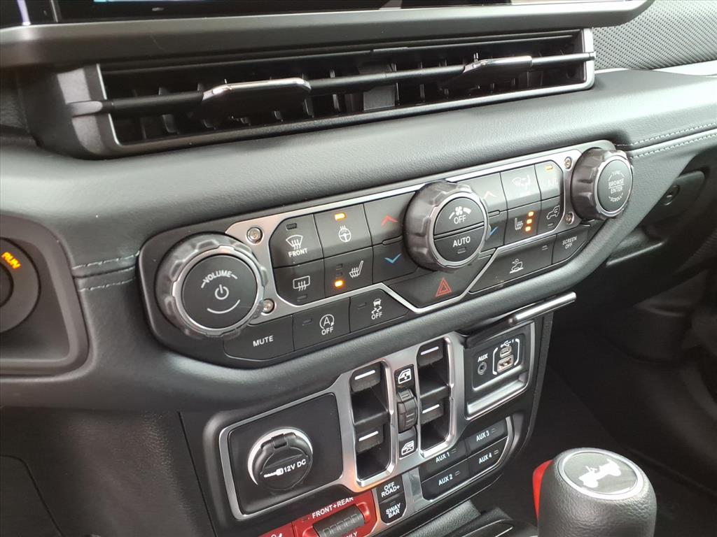 2025 Jeep Wrangler 4-Door Rubicon - Photo 24