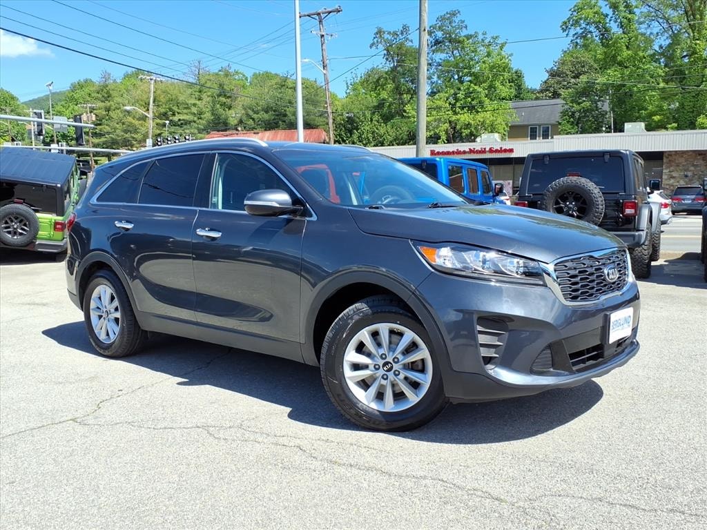 Used 2020 Kia Sorento LX Sport Utility