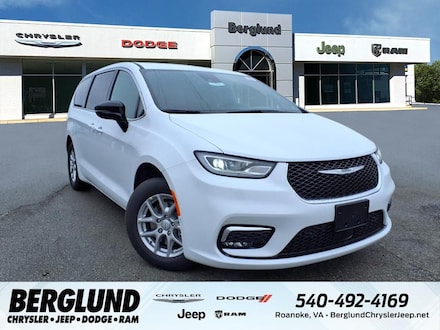 2026 Chrysler Pacifica SELECT Passenger Van