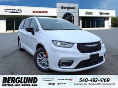 2026 Chrysler Pacifica SELECT Passenger Van