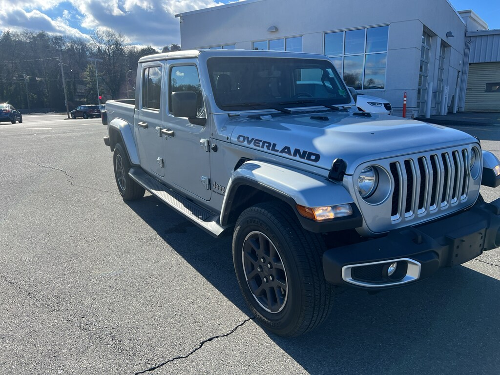 Used 2023 Jeep Gladiator Overland Crew Cab