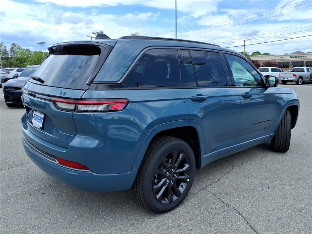 New 2026 Jeep Grand Cherokee LIMITED RESERVE 4X4 Sport Utility