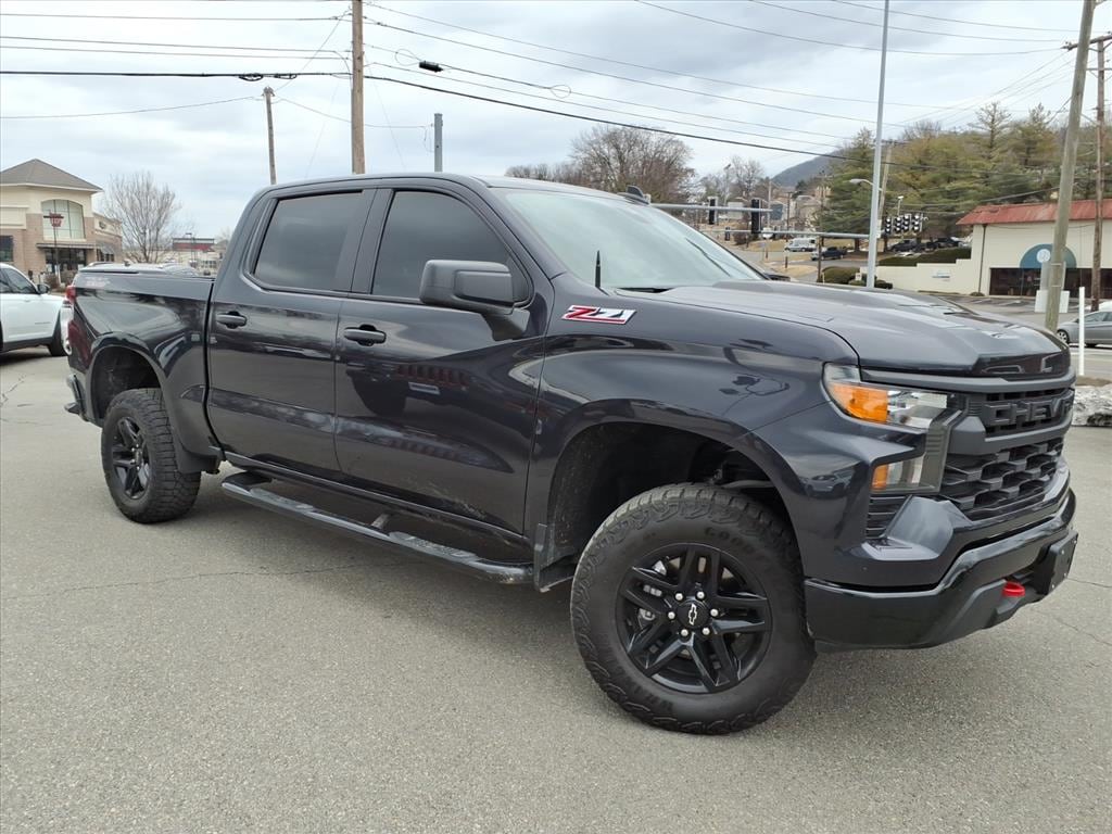 Used 2024 Chevrolet Silverado Custom Trail Boss Crew Cab