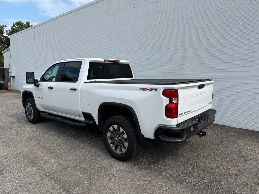 Used 2024 Chevrolet Silverado Custom Crew Cab