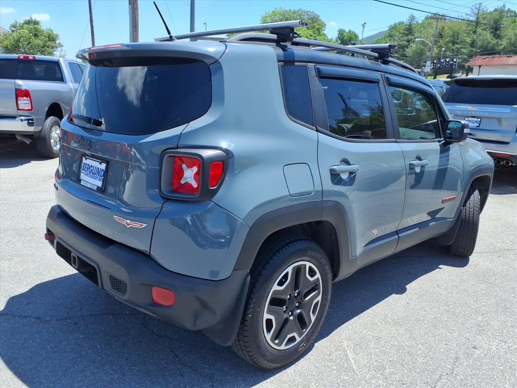 Used 2016 Jeep Renegade Trailhawk Sport Utility