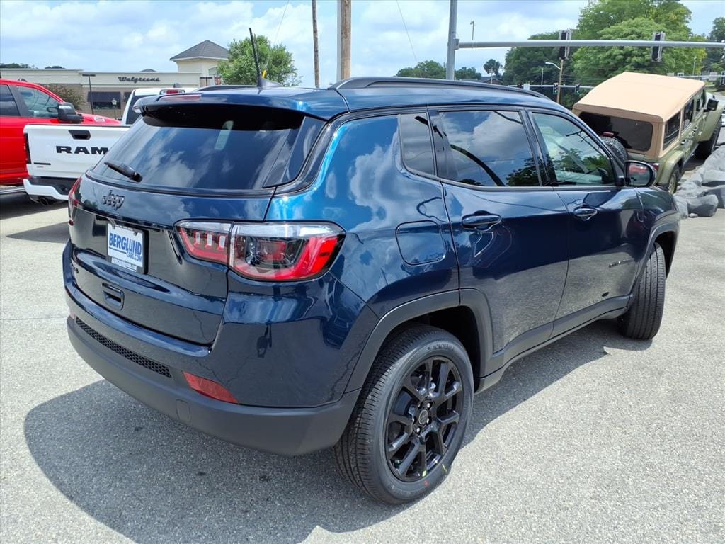 New 2026 Jeep Compass LATITUDE ALTITUDE 4X4 Sport Utility