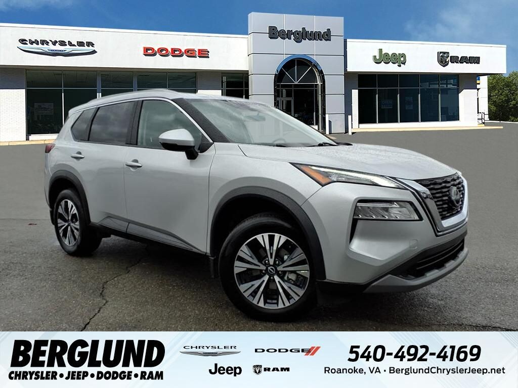 Used 2023 Nissan Rogue SV Sport Utility