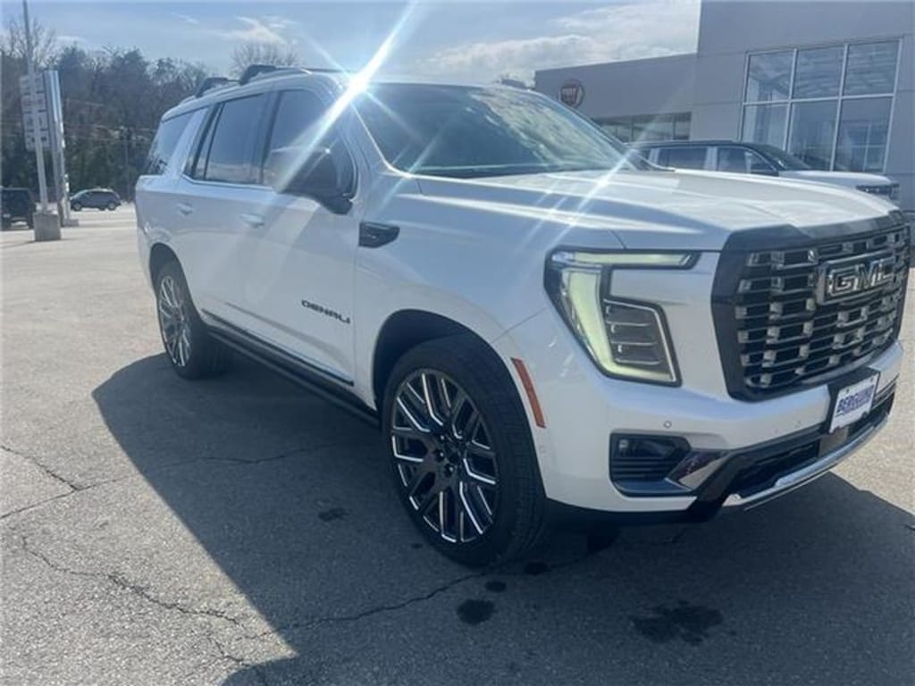 Used 2025 GMC Yukon Denali Ultimate SUV