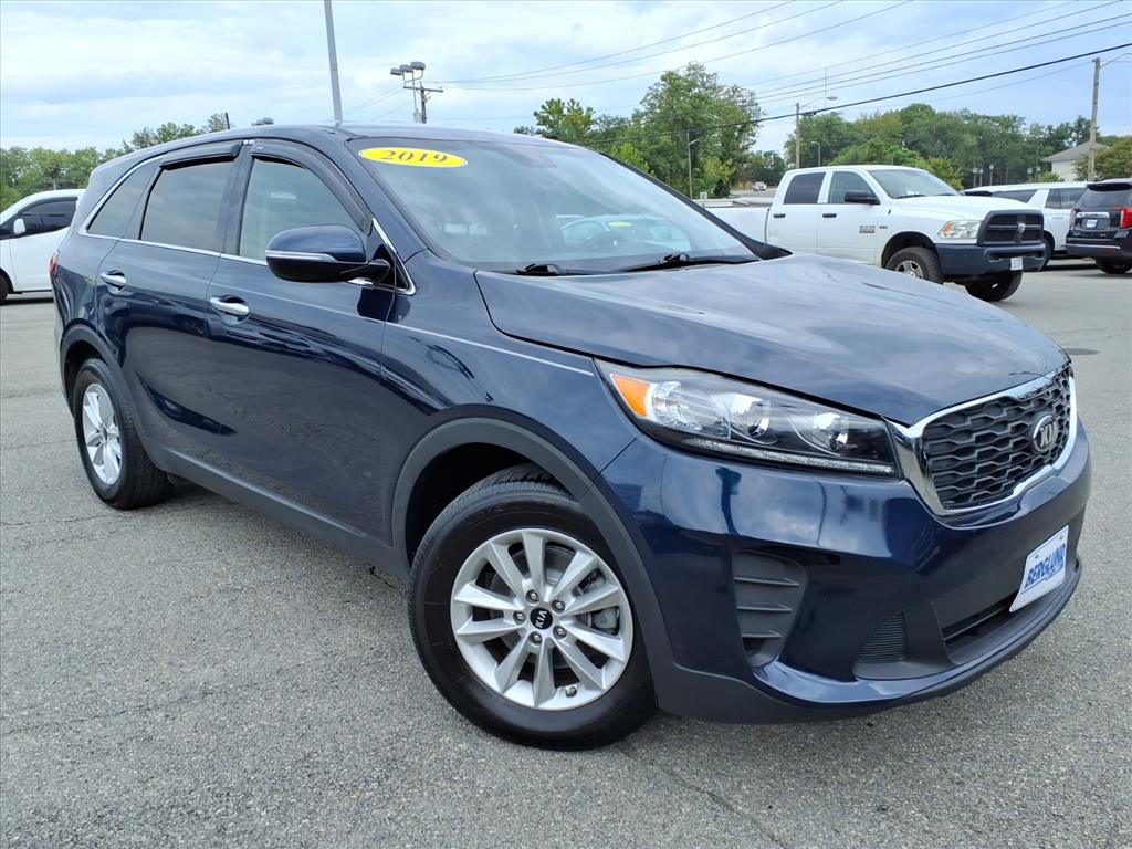 Used 2019 Kia Sorento LX with VIN 5XYPG4A37KG498334 for sale in Roanoke, VA
