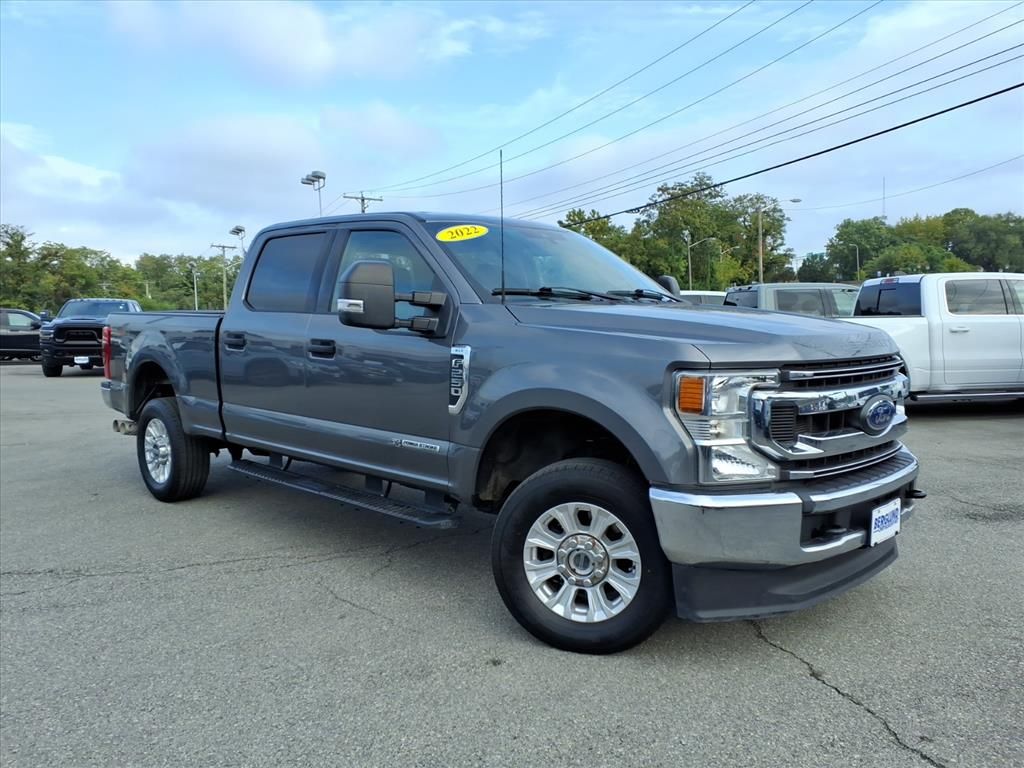 2022 Ford F-250 XLT photo 2