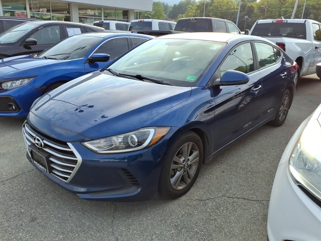 2018 Hyundai Elantra SEL photo 3
