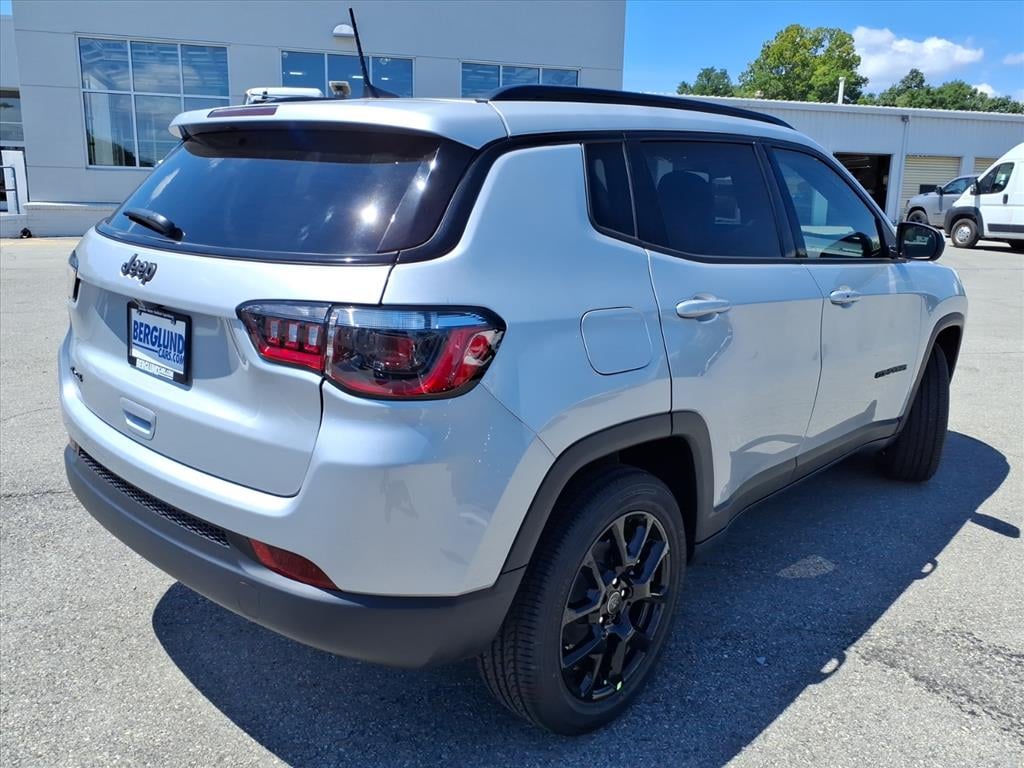New 2026 Jeep Compass LATITUDE ALTITUDE 4X4 Sport Utility