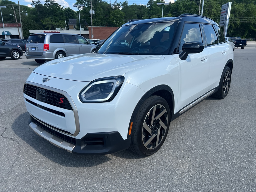 2025 MINI Countryman S ALL4's photo