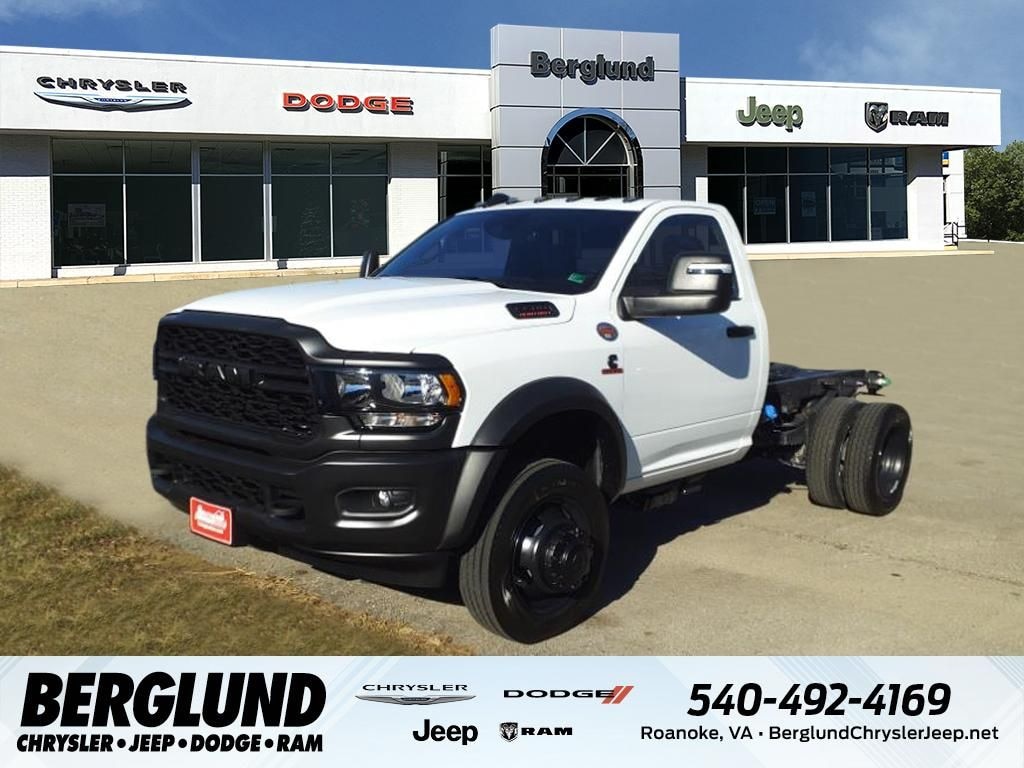 New 2024 Ram 5500 Chassis Cab 5500 TRADESMAN CHASSIS REGULAR CAB 4X4 60' CA Pickup