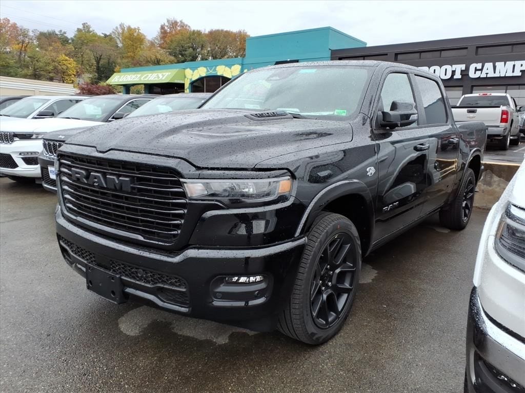 New 2026 Ram 1500 LARAMIE CREW CAB 4X4 5'7 BOX Pickup