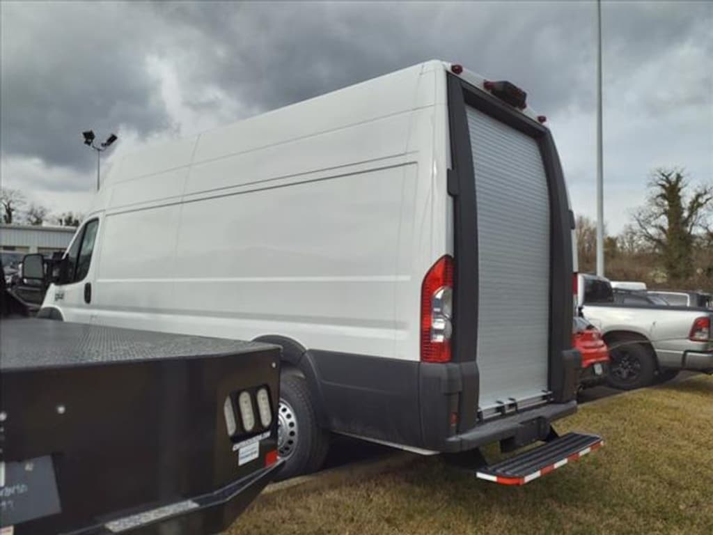 New 2024 Ram ProMaster PROMASTER EV SUPER HIGH ROOF 159â WB EXT Cargo Van