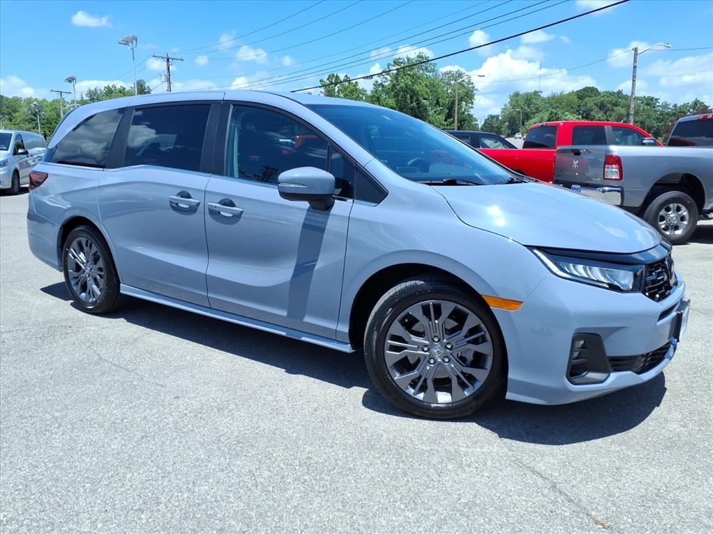 Used 2026 Honda Odyssey Touring Passenger Van
