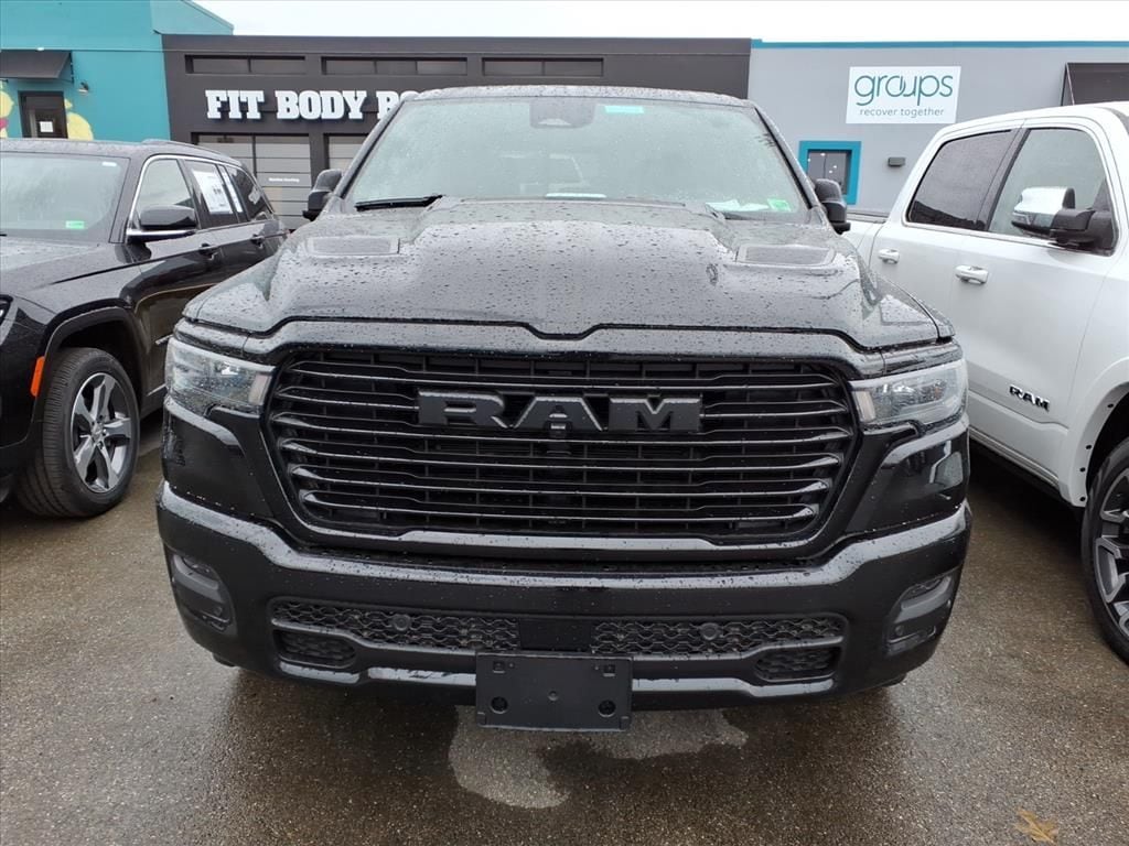 New 2026 Ram 1500 LARAMIE CREW CAB 4X4 5'7 BOX Pickup