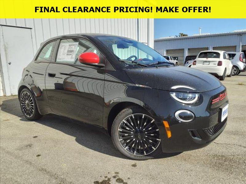 2024 FIAT 500e Base's photo