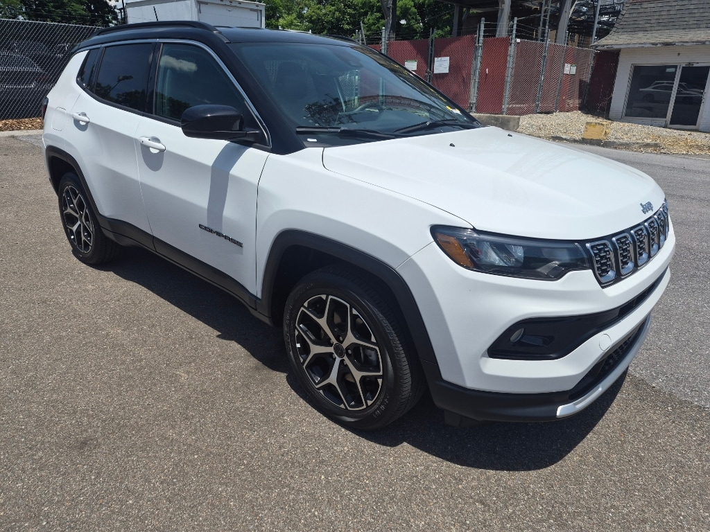 2025 Jeep Compass's photo