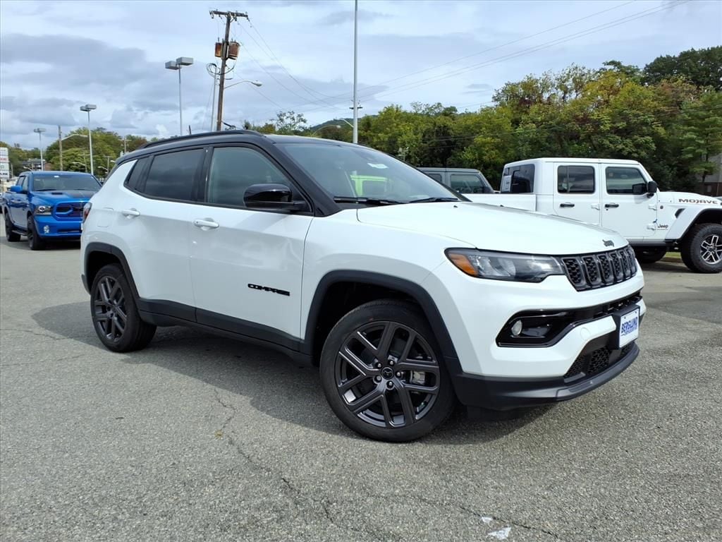 New 2026 Jeep Compass LIMITED ALTITUDE 4X4 Sport Utility
