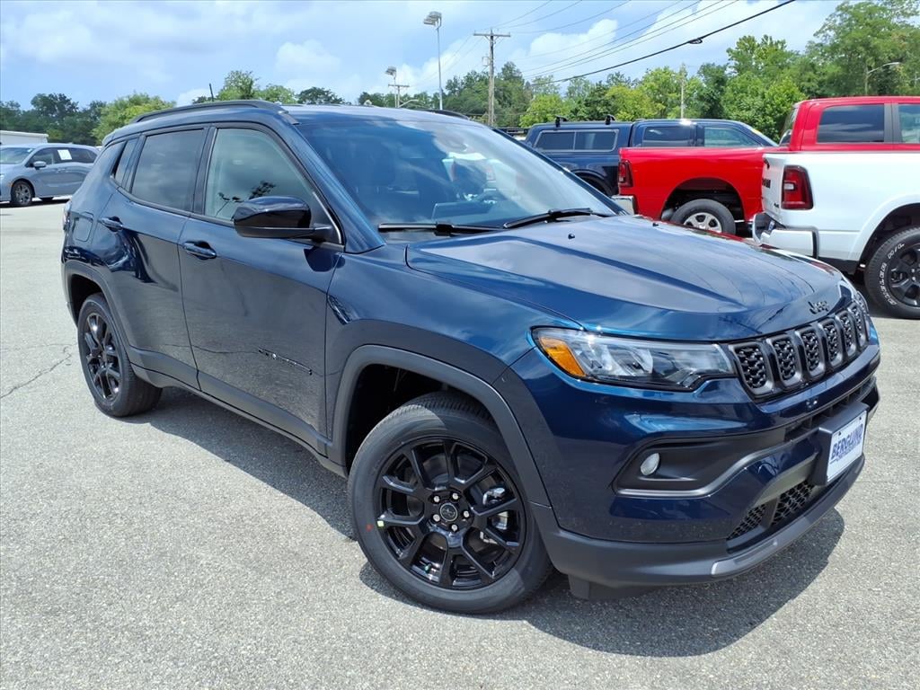 New 2026 Jeep Compass LATITUDE ALTITUDE 4X4 Sport Utility