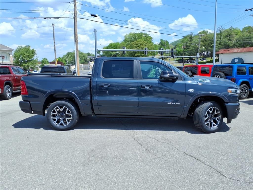 New 2026 Ram 1500 LARAMIE CREW CAB 4X4 5'7 BOX Pickup