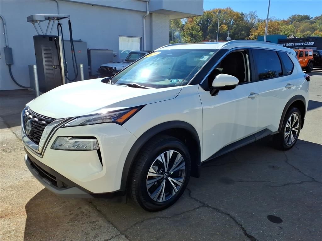 Used 2023 Nissan Rogue SV Sport Utility