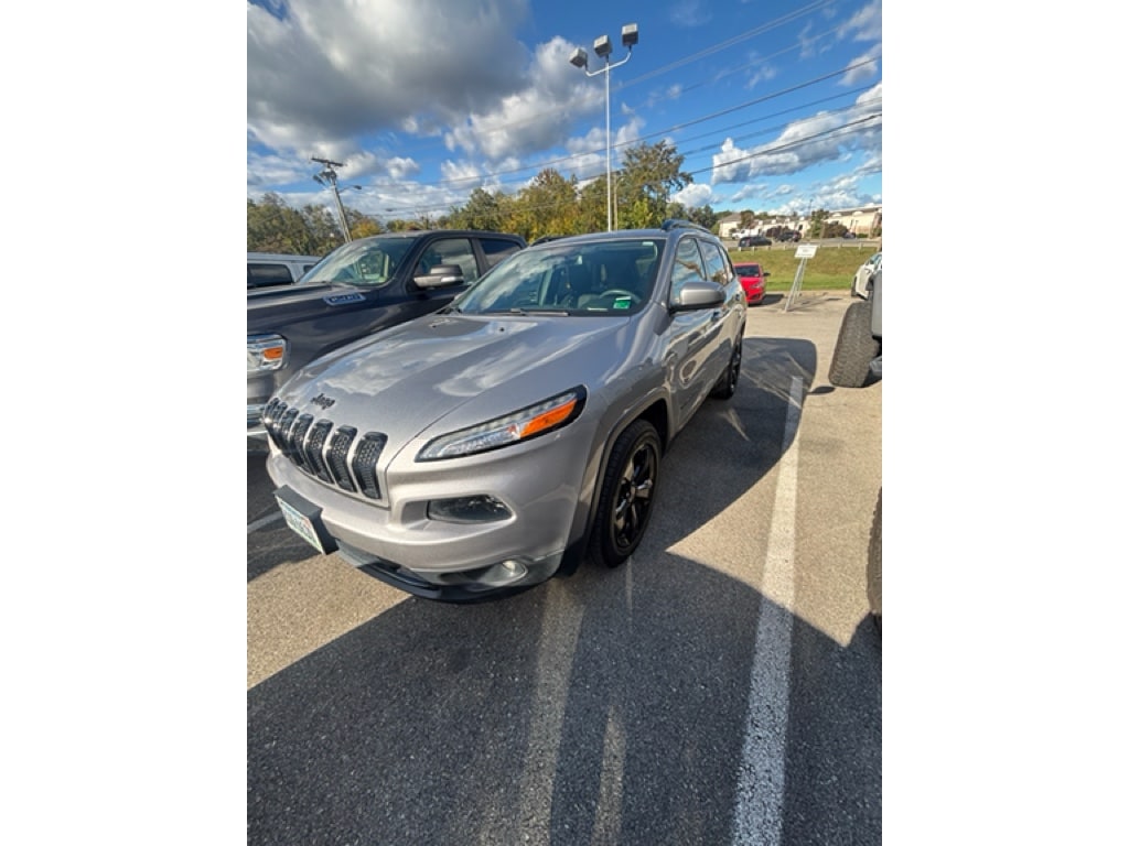 2016 Jeep Cherokee Altitude